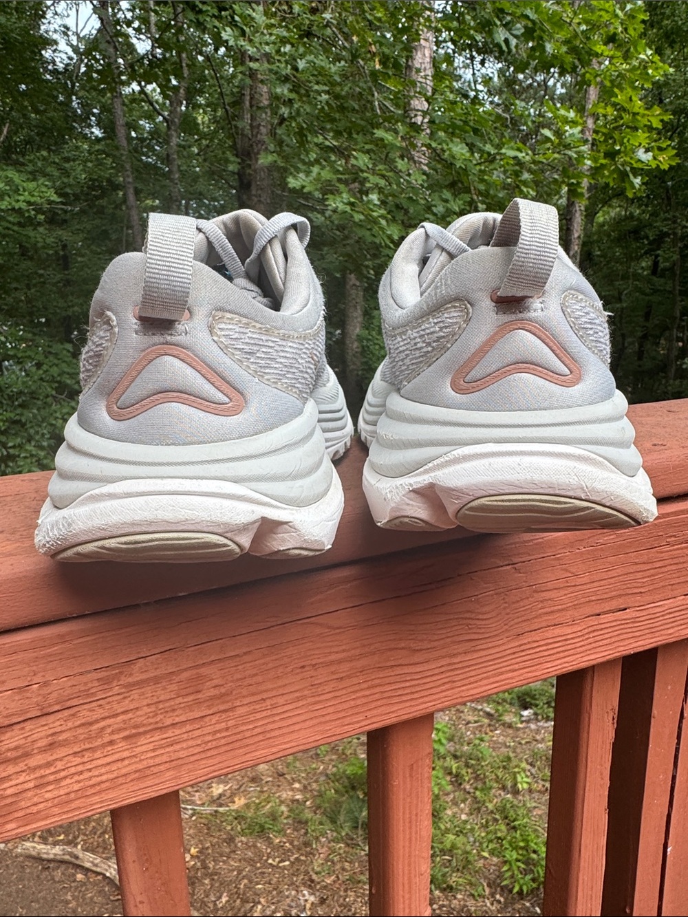 HOKA Clifton 9 women’s running shoes, size US 8.5B frost rose gold 1127896-FTRS - Picture 5 of 11